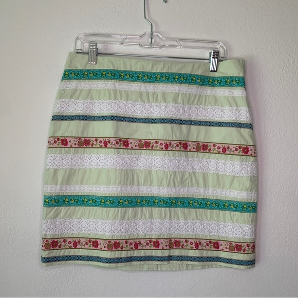 Garnet Hill Mini Skirt with lace and ribbon Size 10 - Picture 2 of 10